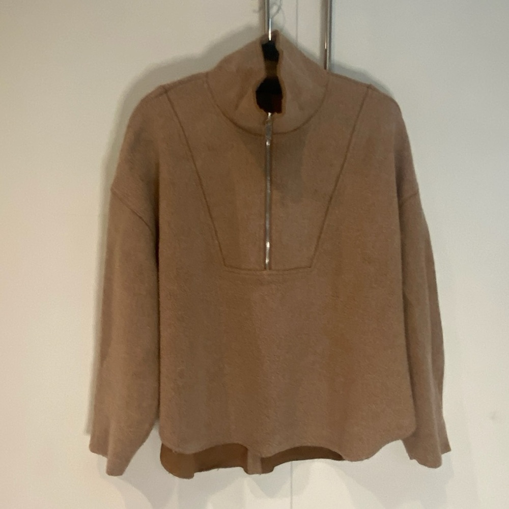 Zara Camel 1/4 Zip Fleece sweatshirt